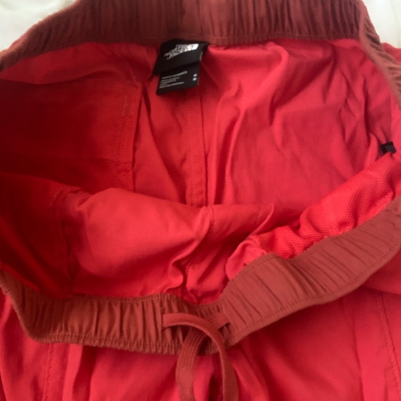 The North Face Men’s Shorts - Picture 5 of 5